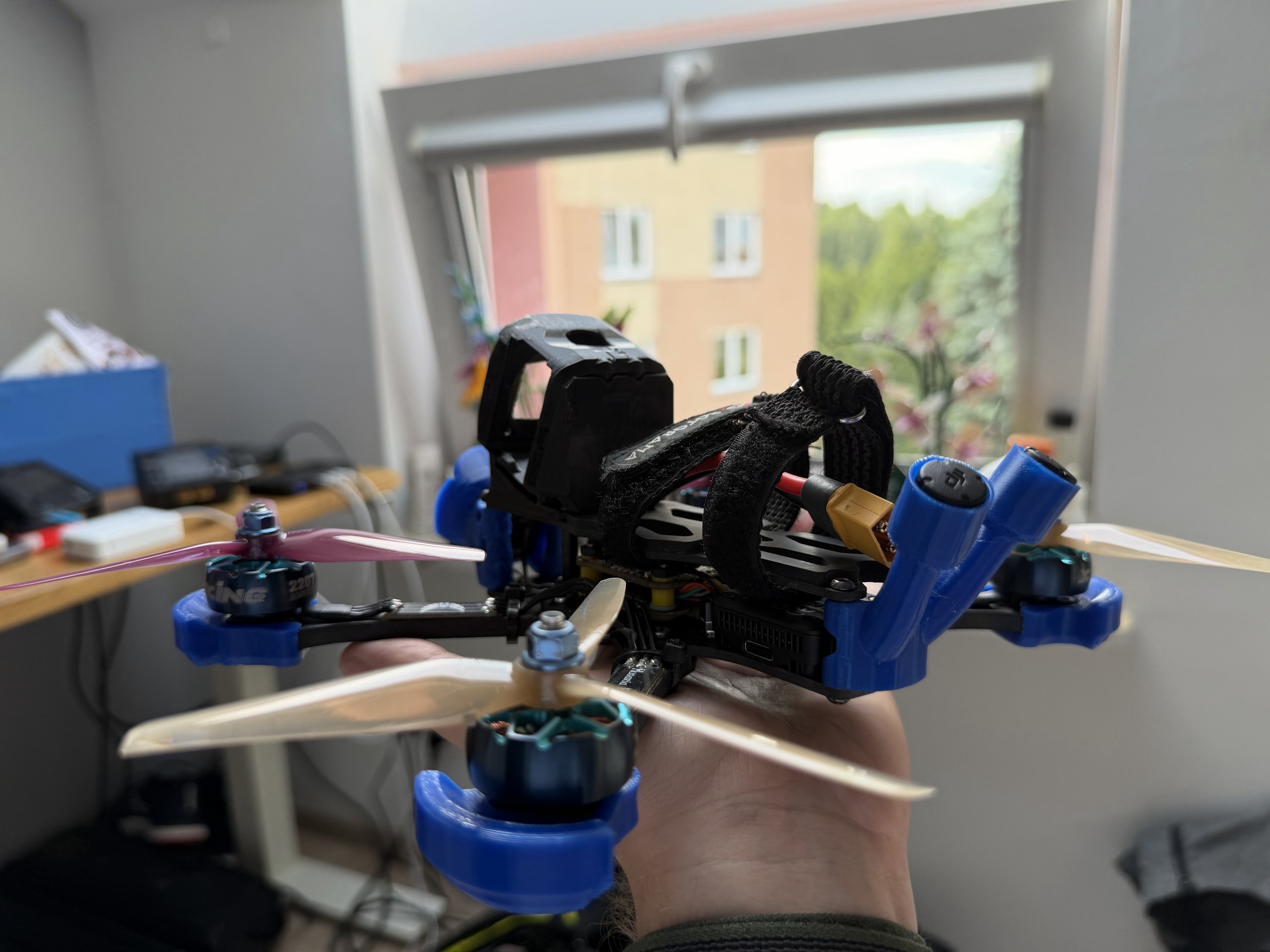 build image 401960001