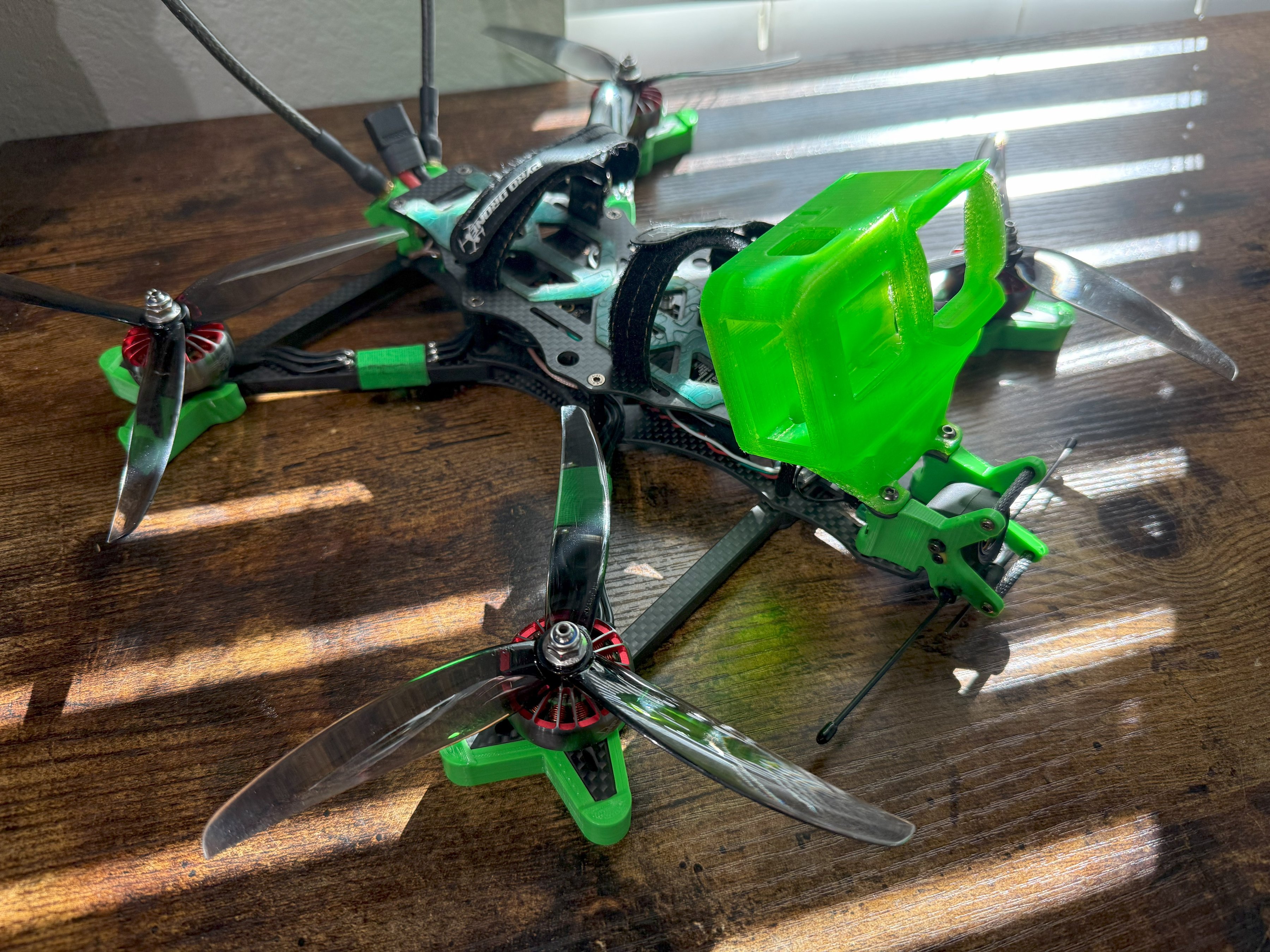 build image 821940002